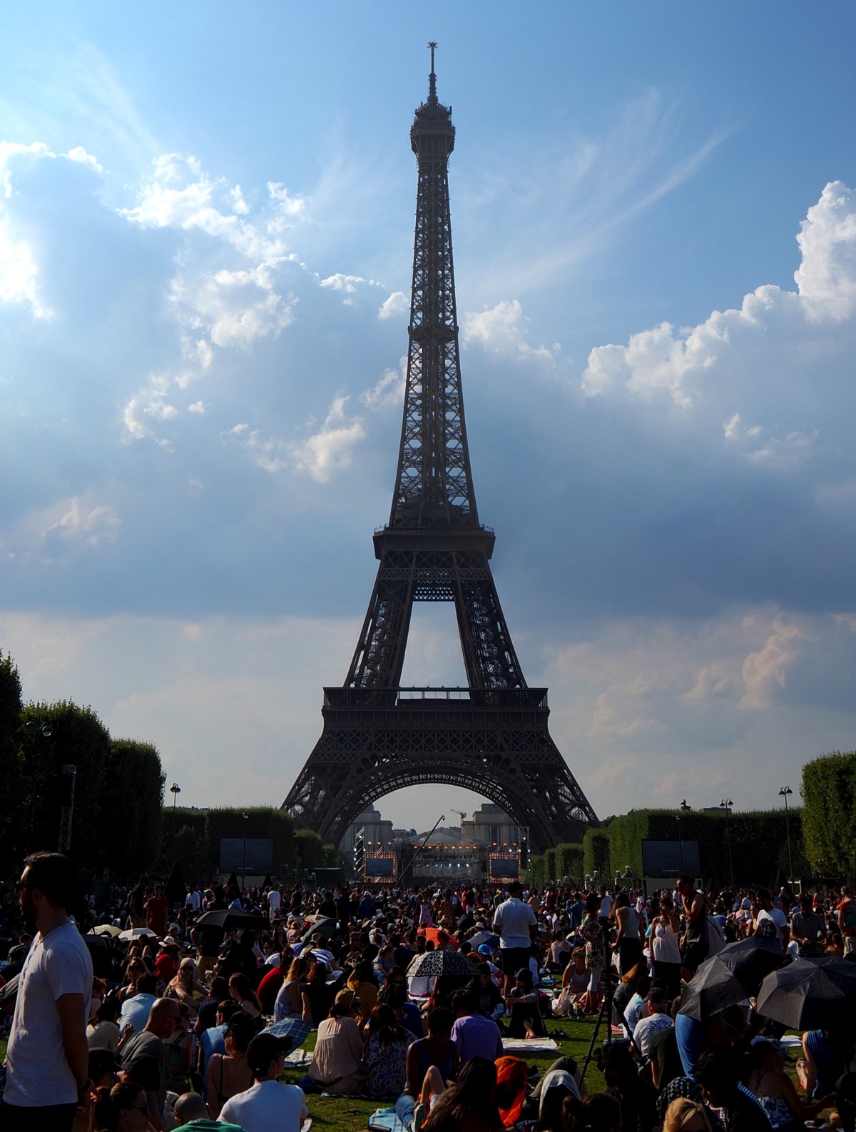 Bonne ou mauvaise idée? Le 14 juillet sur le champs de Mars