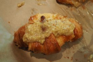 Croissant aux Amandes